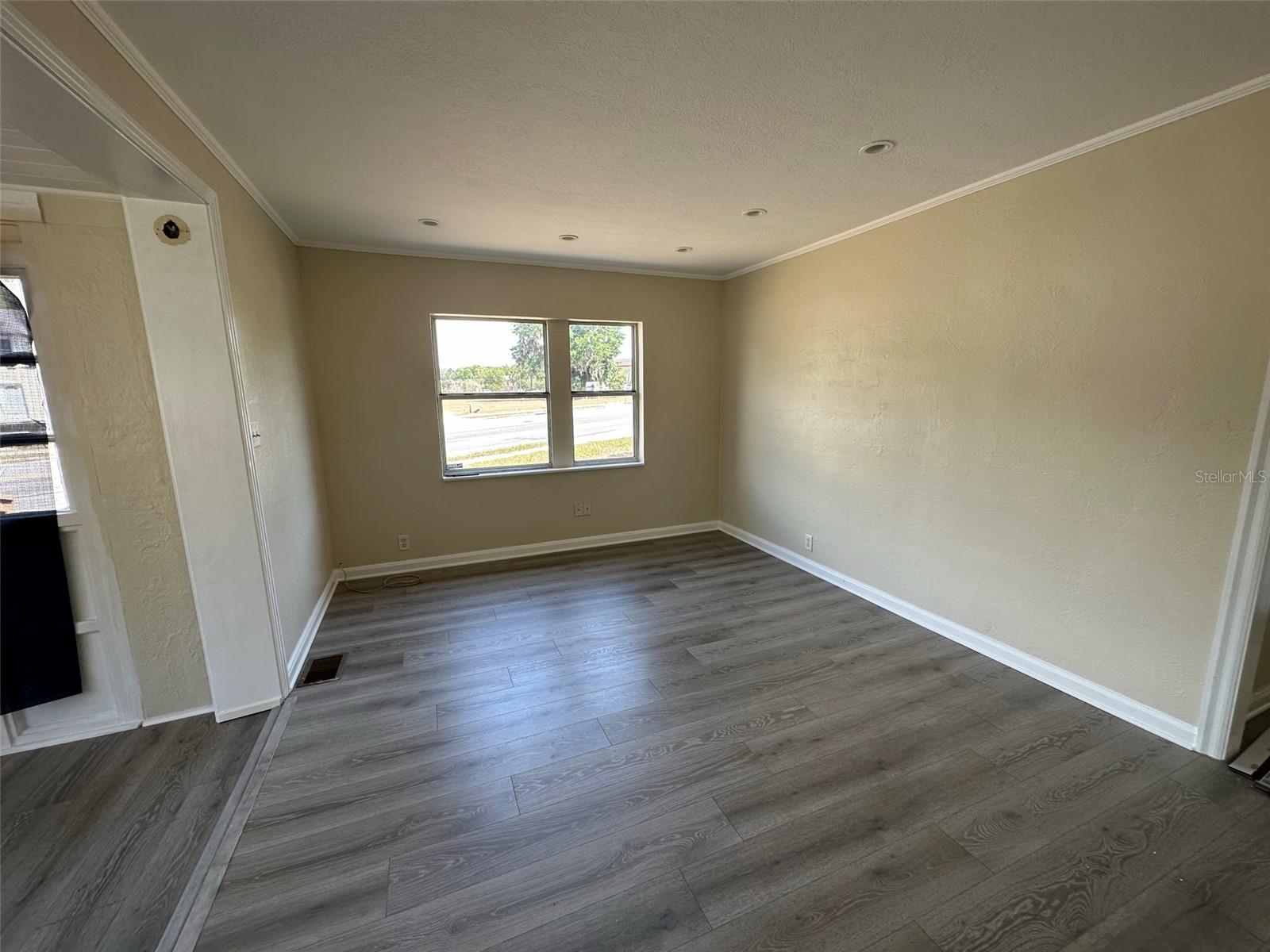 Image 3 of 17 For 1230 Orange Avenue
