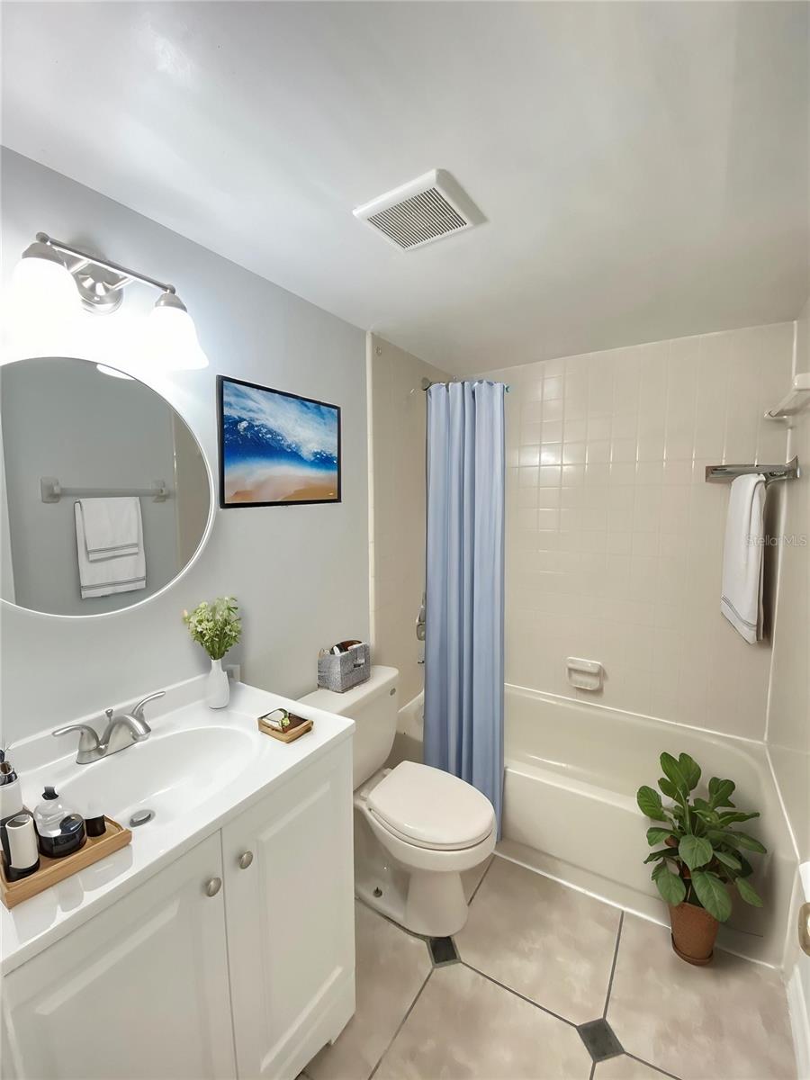 Image 18 of 20 For 2468 Citrus Club Lane 502