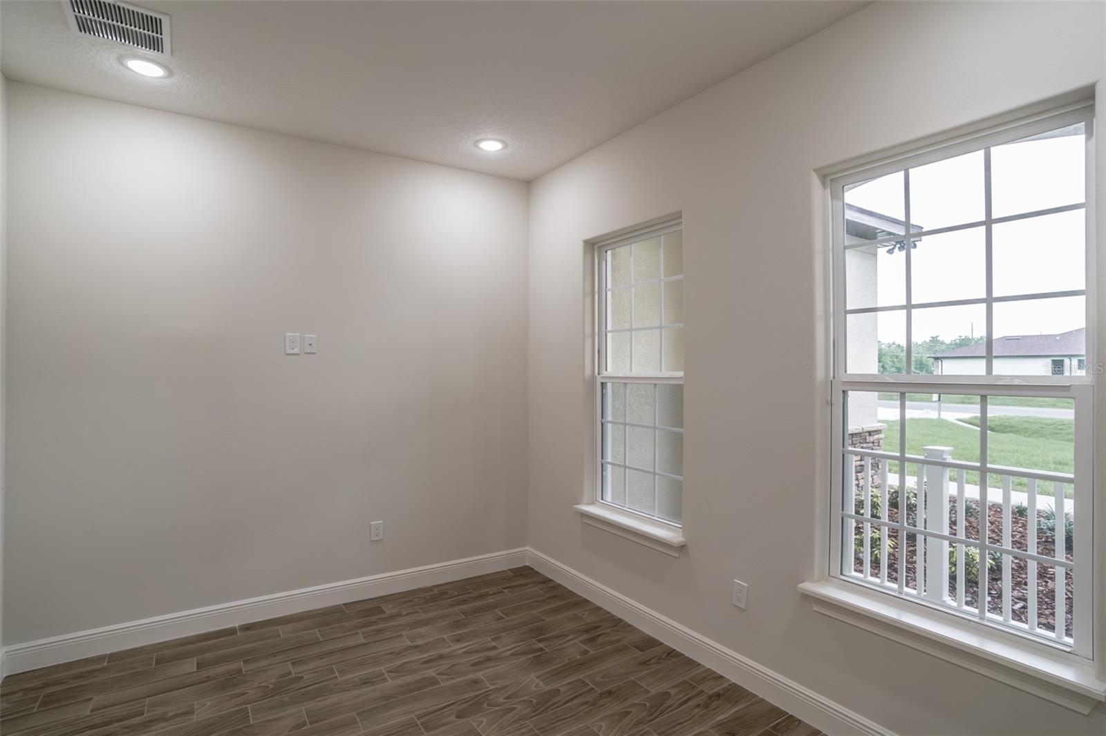 Image 12 of 29 For 18813 Mosby Street