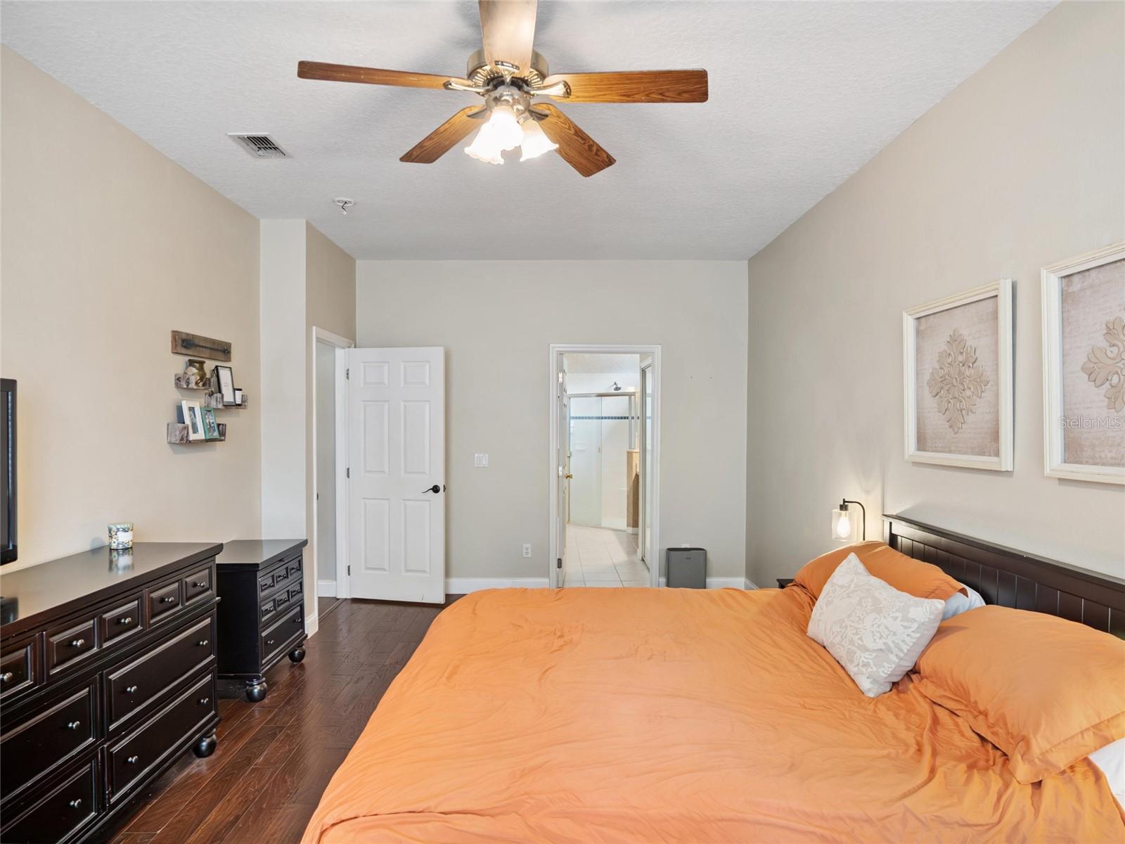 Image 22 of 34 For 625 Prince Lane