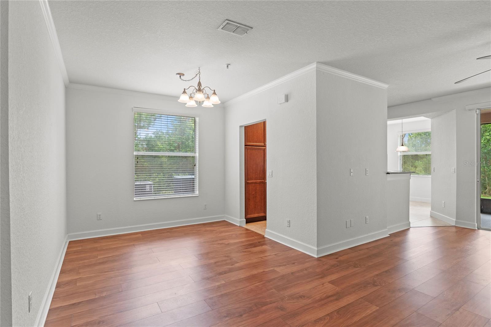 Image 11 of 68 For 8362 Bella Tierra Court