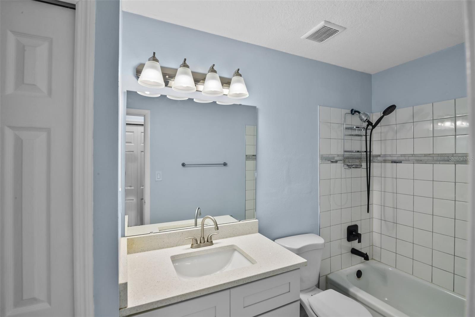 Image 15 of 34 For 429 Sheoah Boulevard 12