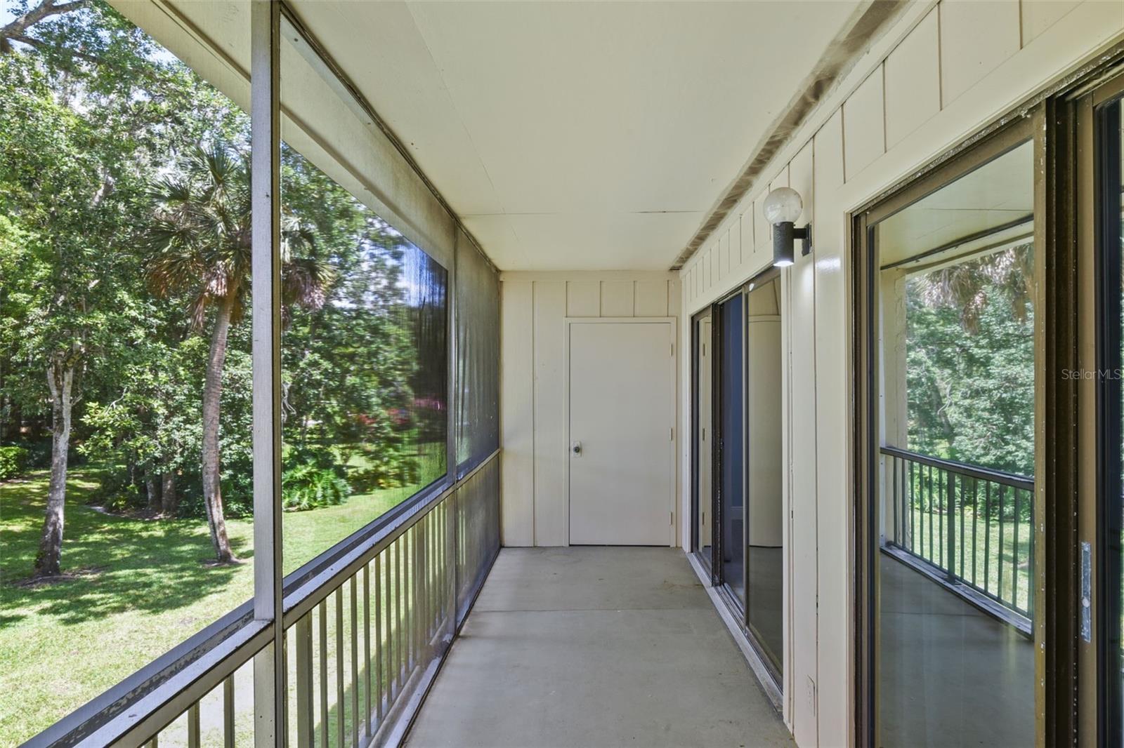 Image 22 of 34 For 429 Sheoah Boulevard 12