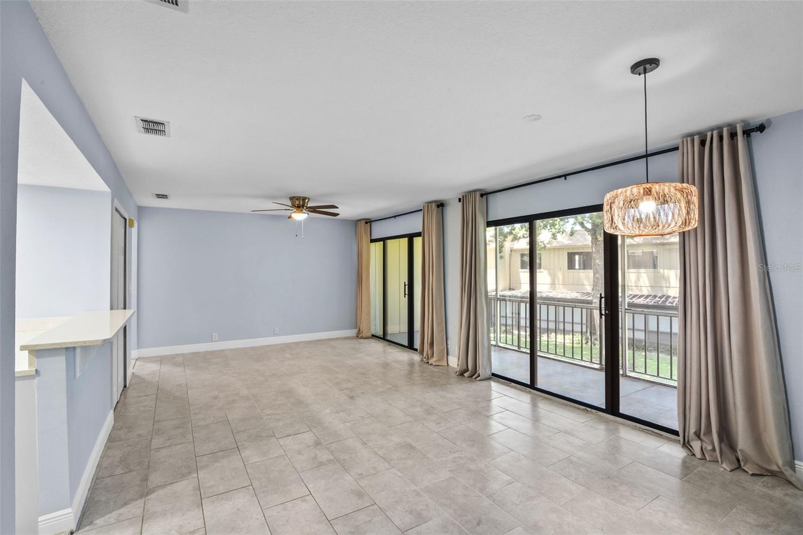 Image 3 of 34 For 429 Sheoah Boulevard 12