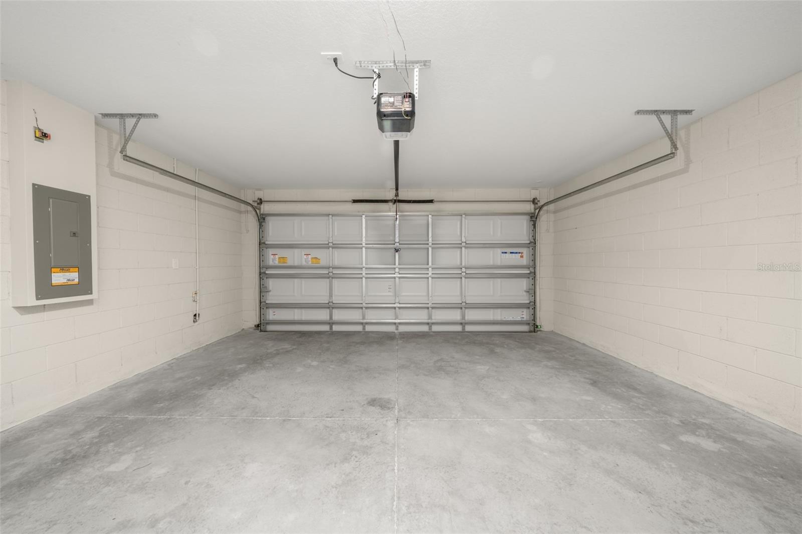 Image 50 of 59 For 8022 Sun N Lake Boulevard