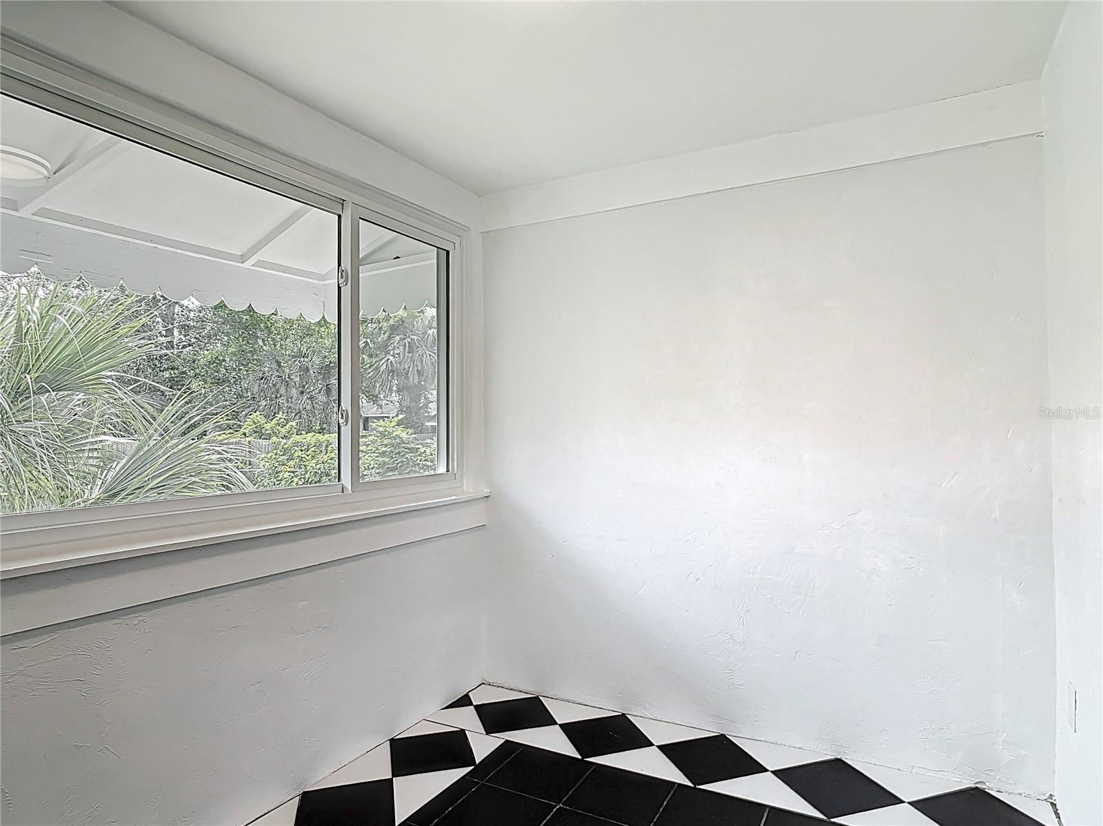 Image 29 of 41 For 151 Ridgewood Avenue