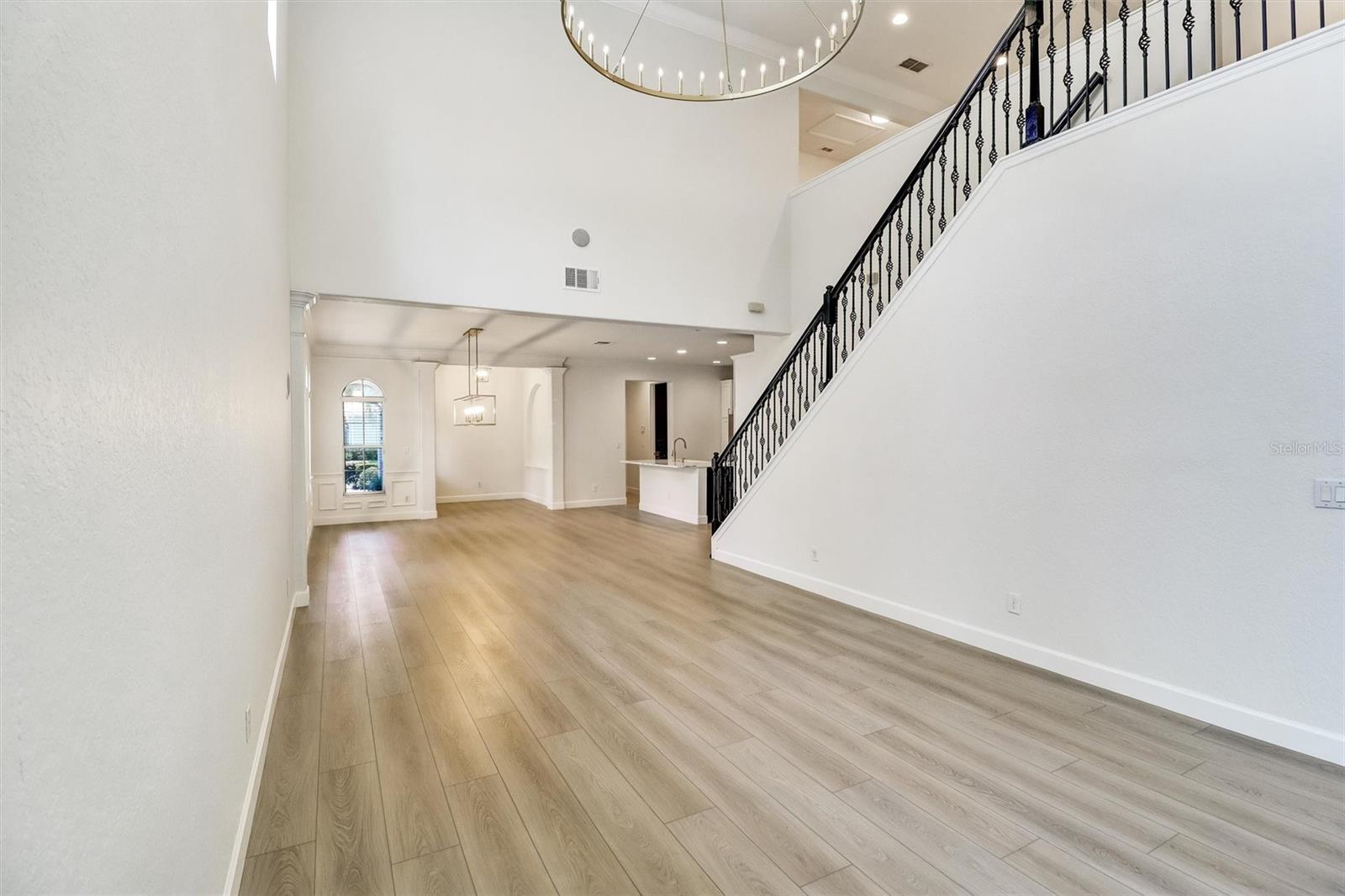Image 16 of 44 For 8888 Della Scala Circle