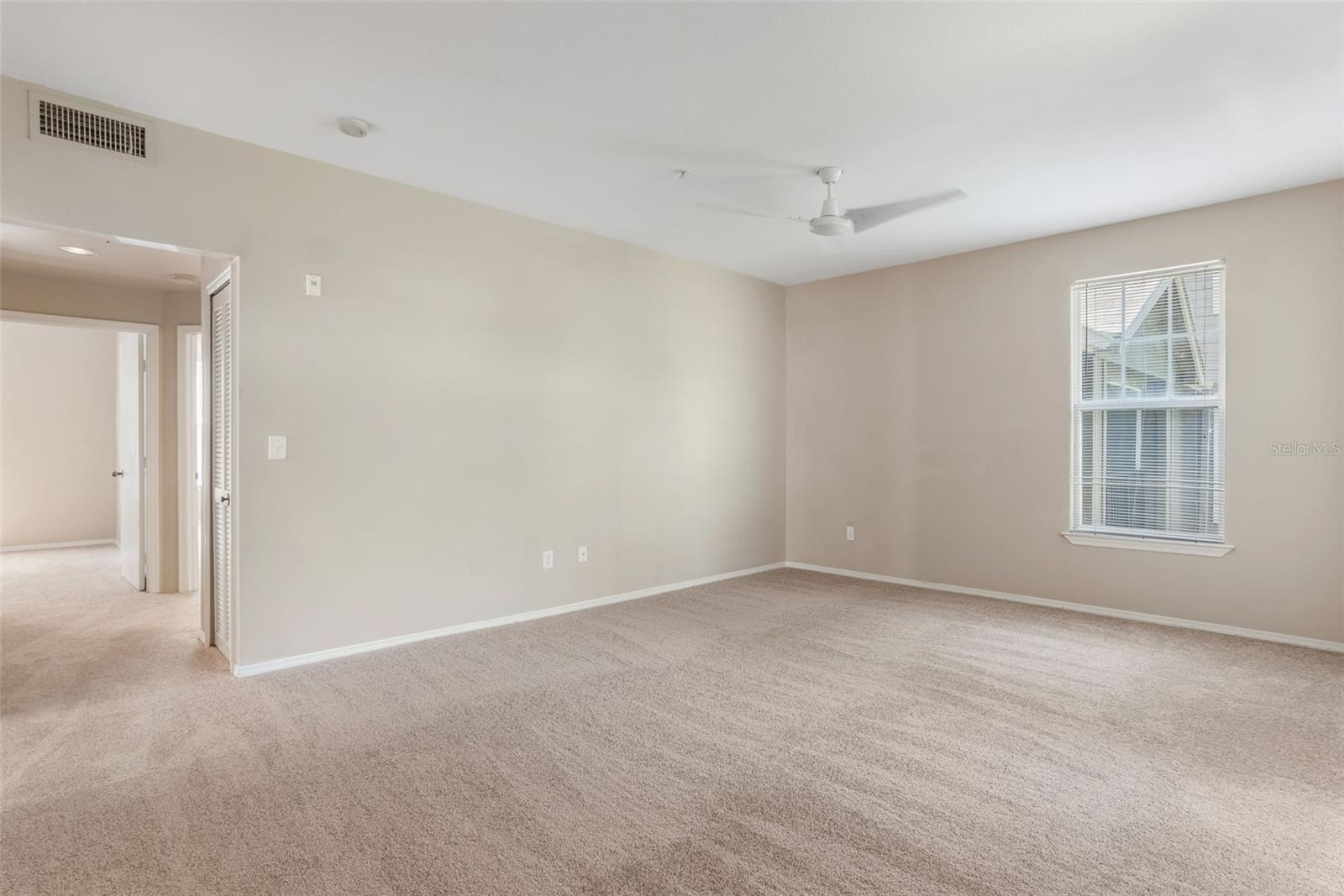 Image 11 of 32 For 408 Summit Ridge Pl  210