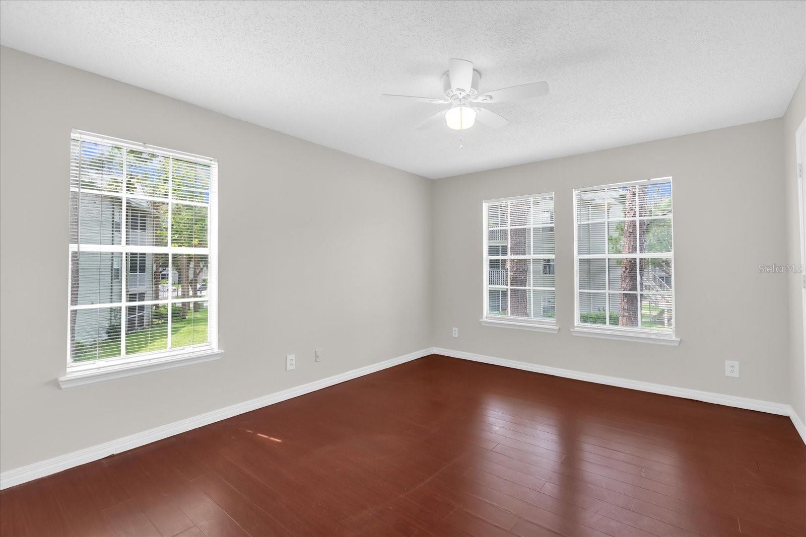 Image 10 of 22 For 6040 Westgate Drive 202