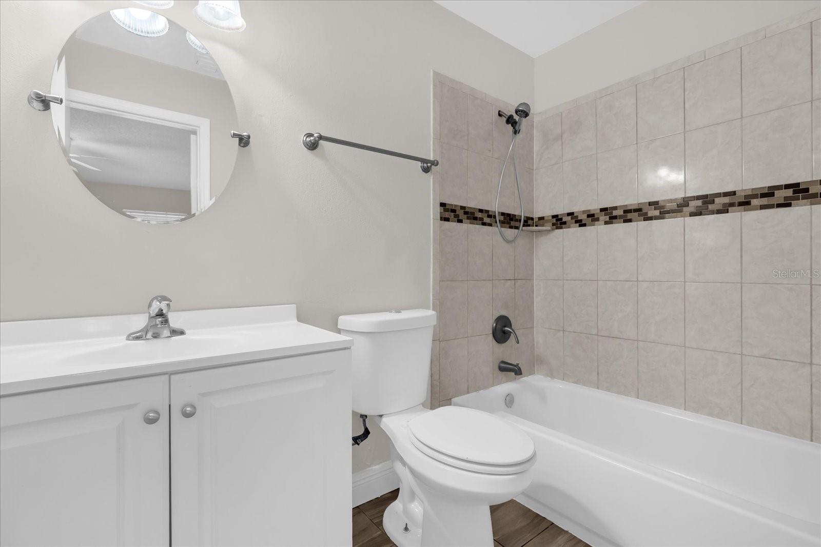 Image 15 of 22 For 6040 Westgate Drive 202