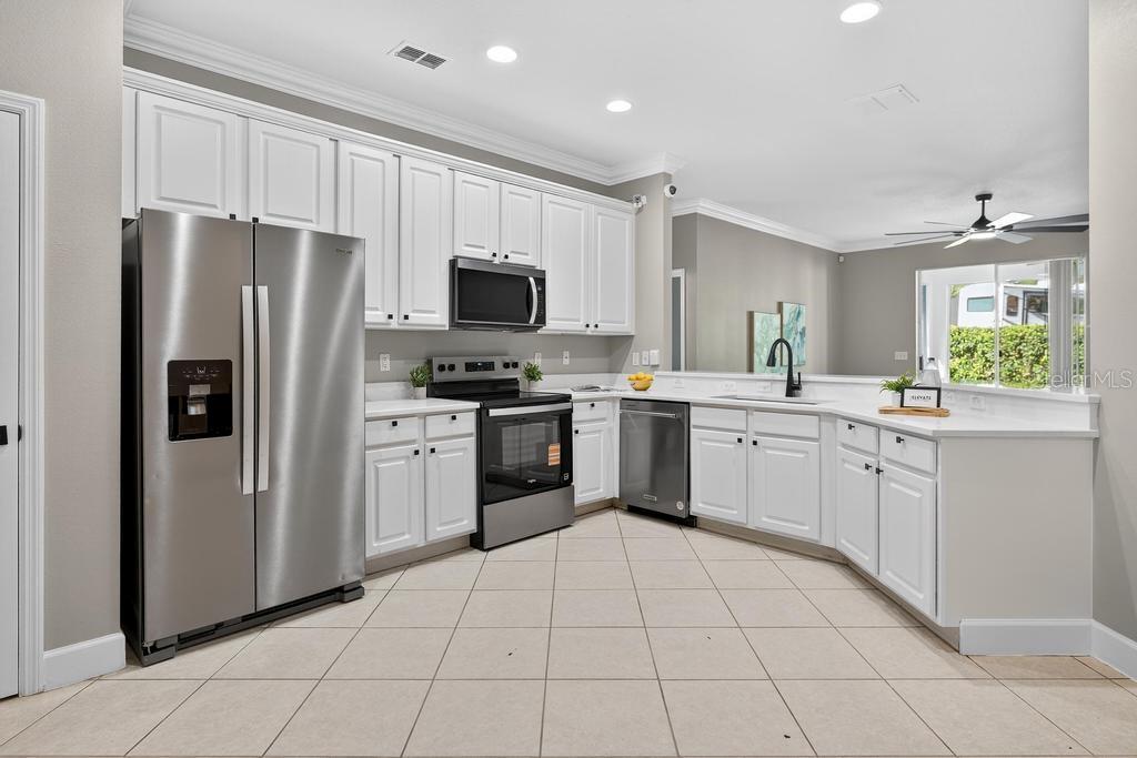 Image 16 of 62 For 908 Hilly Bend Drive