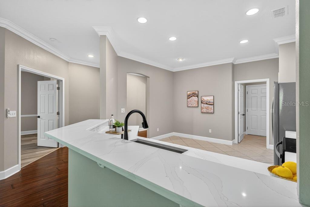 Image 26 of 62 For 908 Hilly Bend Drive