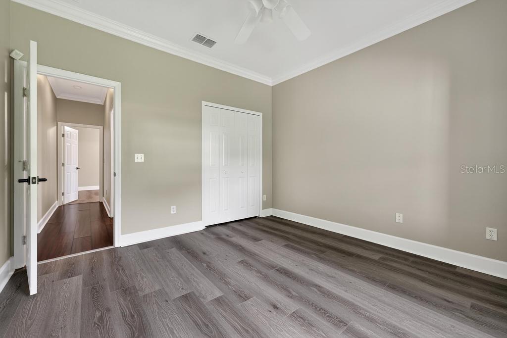 Image 38 of 62 For 908 Hilly Bend Drive