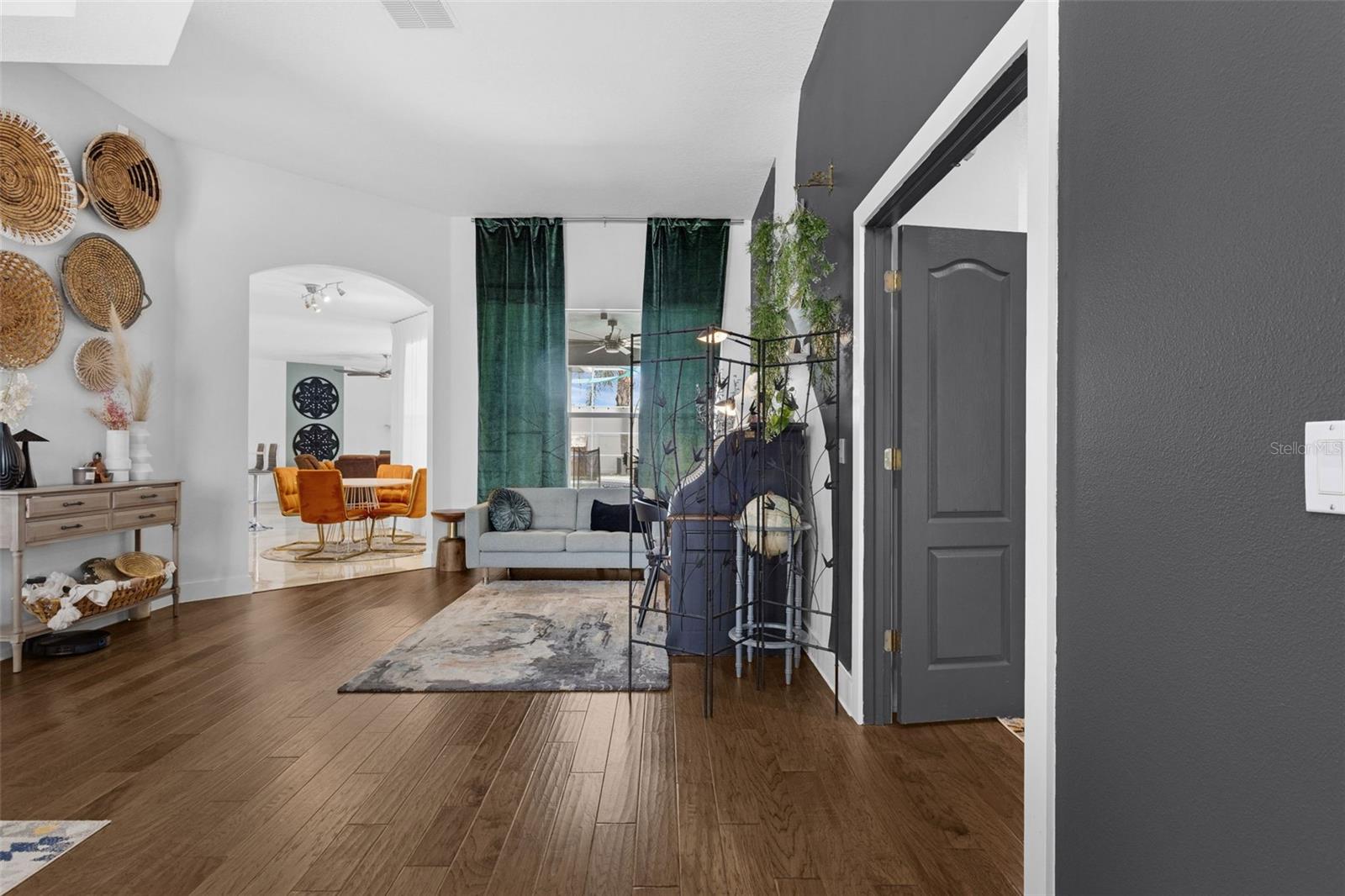 Image 19 of 45 For 2284 Blackjack Oak Street