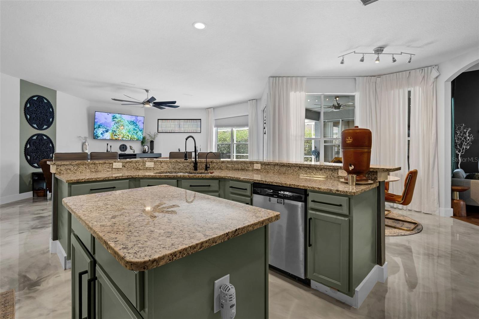 Image 6 of 45 For 2284 Blackjack Oak Street