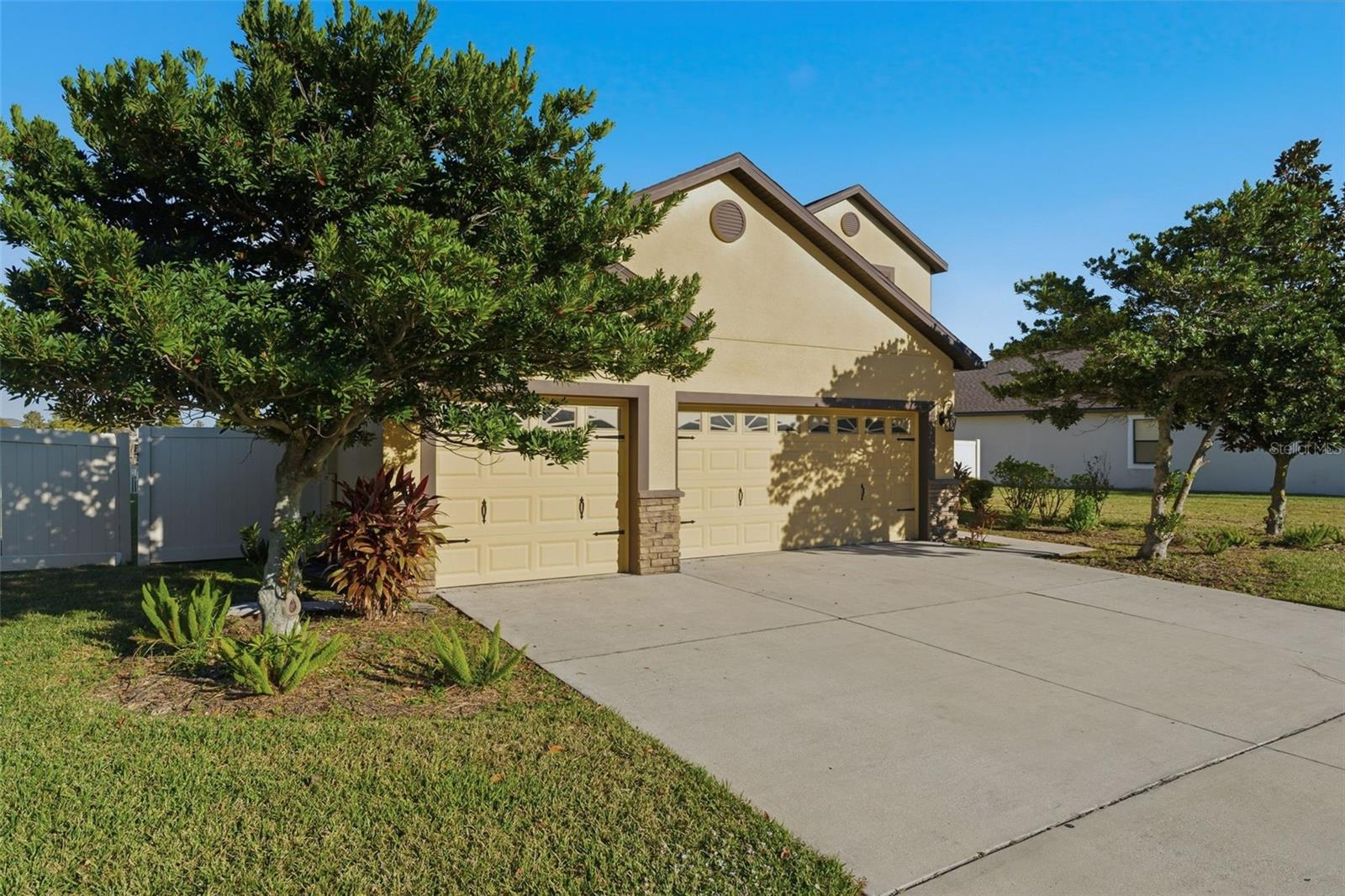 Details for 2318 Sebago Drive, LAKELAND, FL 33805