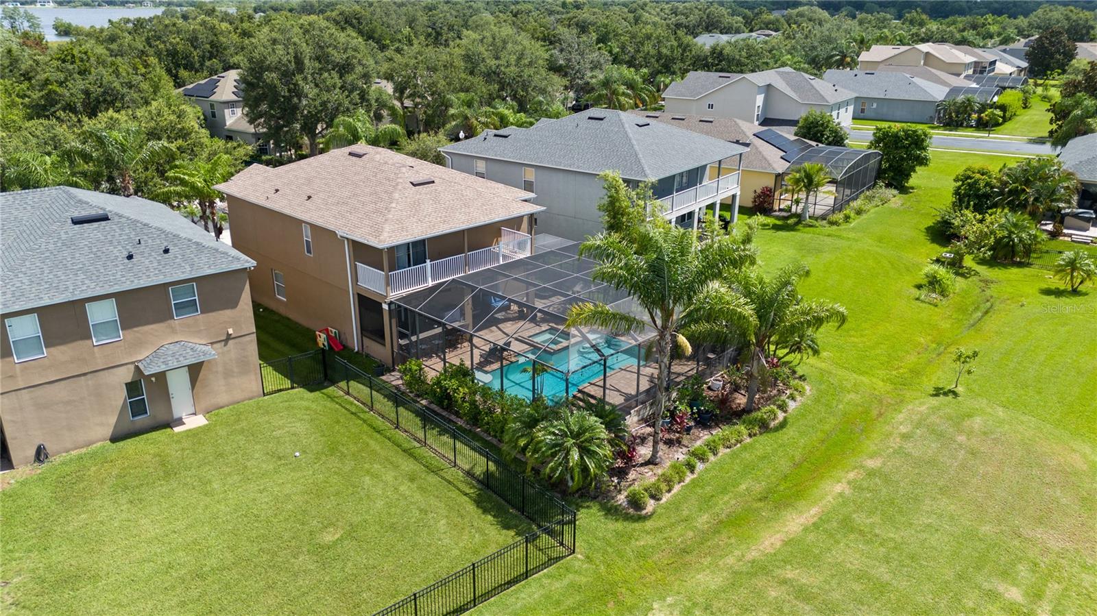 Image 41 of 49 For 2454 Black Lake Boulevard