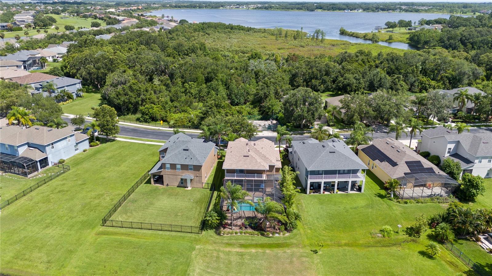 Image 43 of 49 For 2454 Black Lake Boulevard