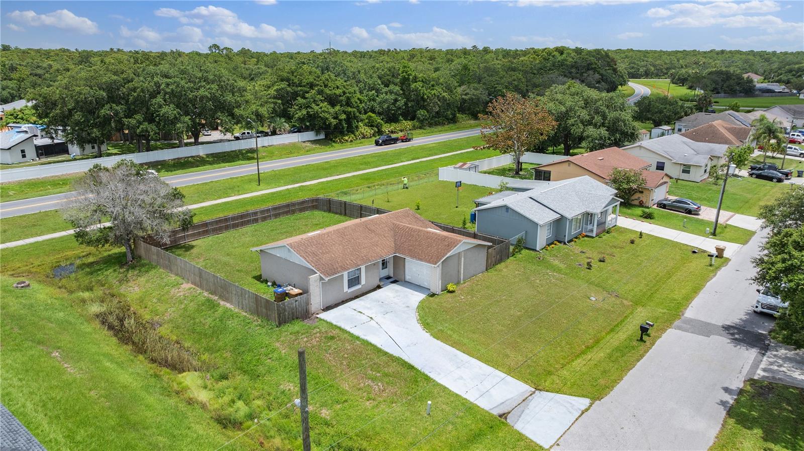 Image 21 of 21 For 752 Maderia Court