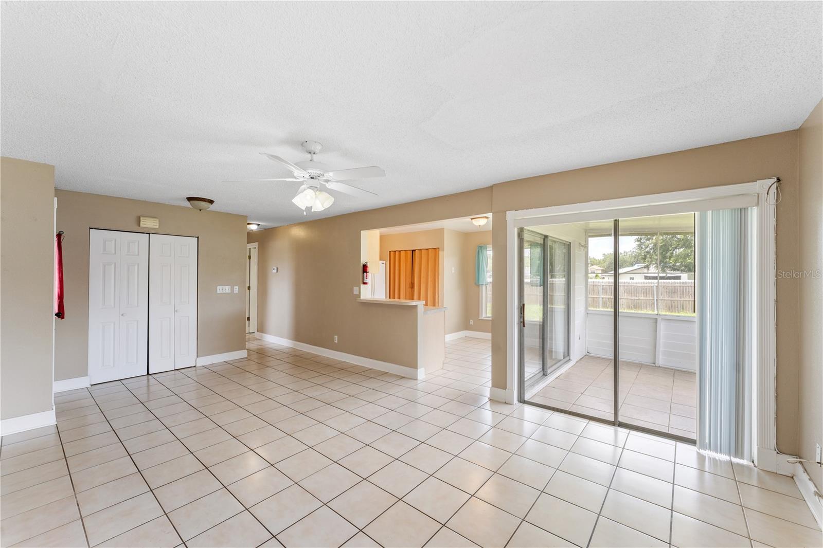 Image 5 of 21 For 752 Maderia Court