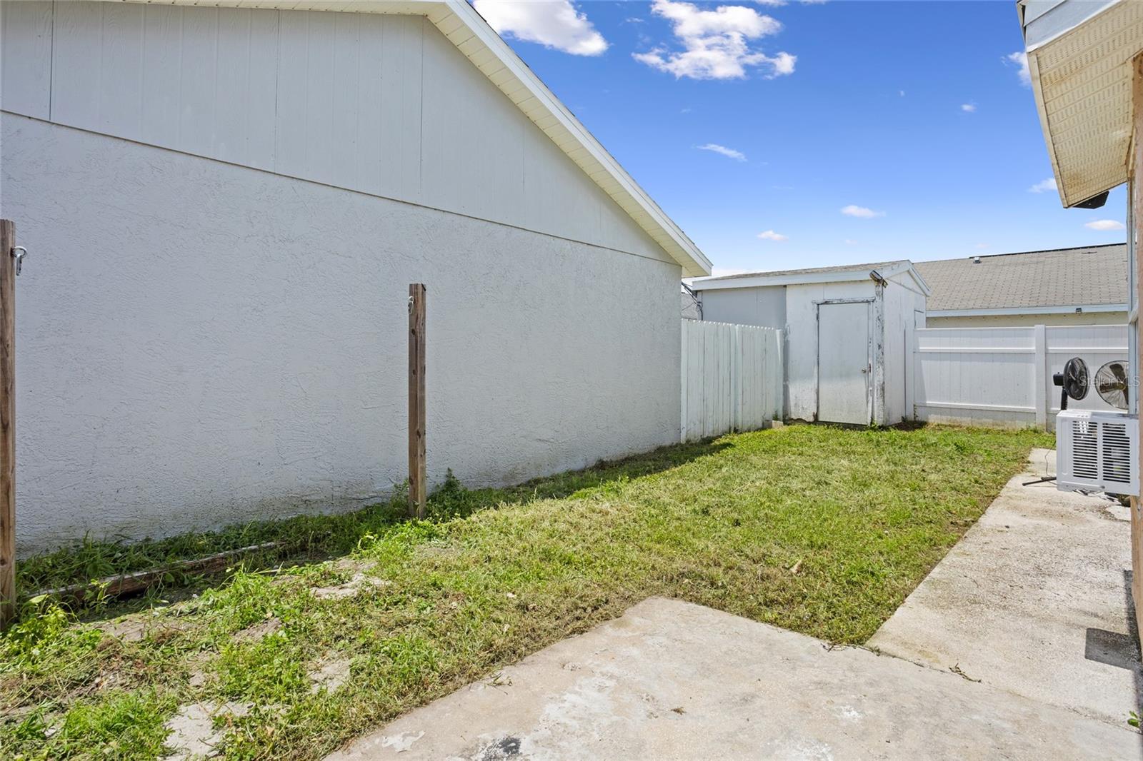 Image 21 of 26 For 2338 Harbor Town Drive