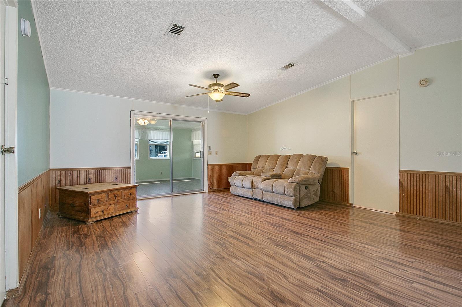 Image 6 of 36 For 1559 Nassau Circle