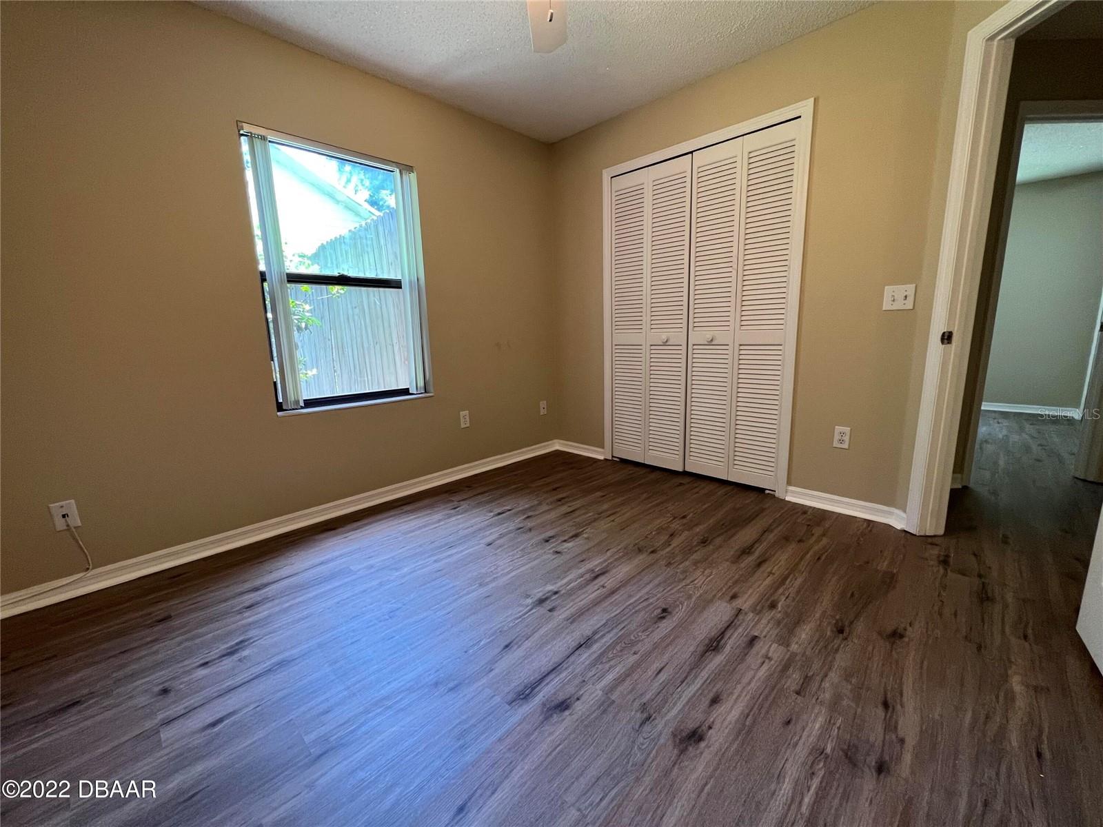 Image 15 of 26 For 4039 Waterbridge Circle