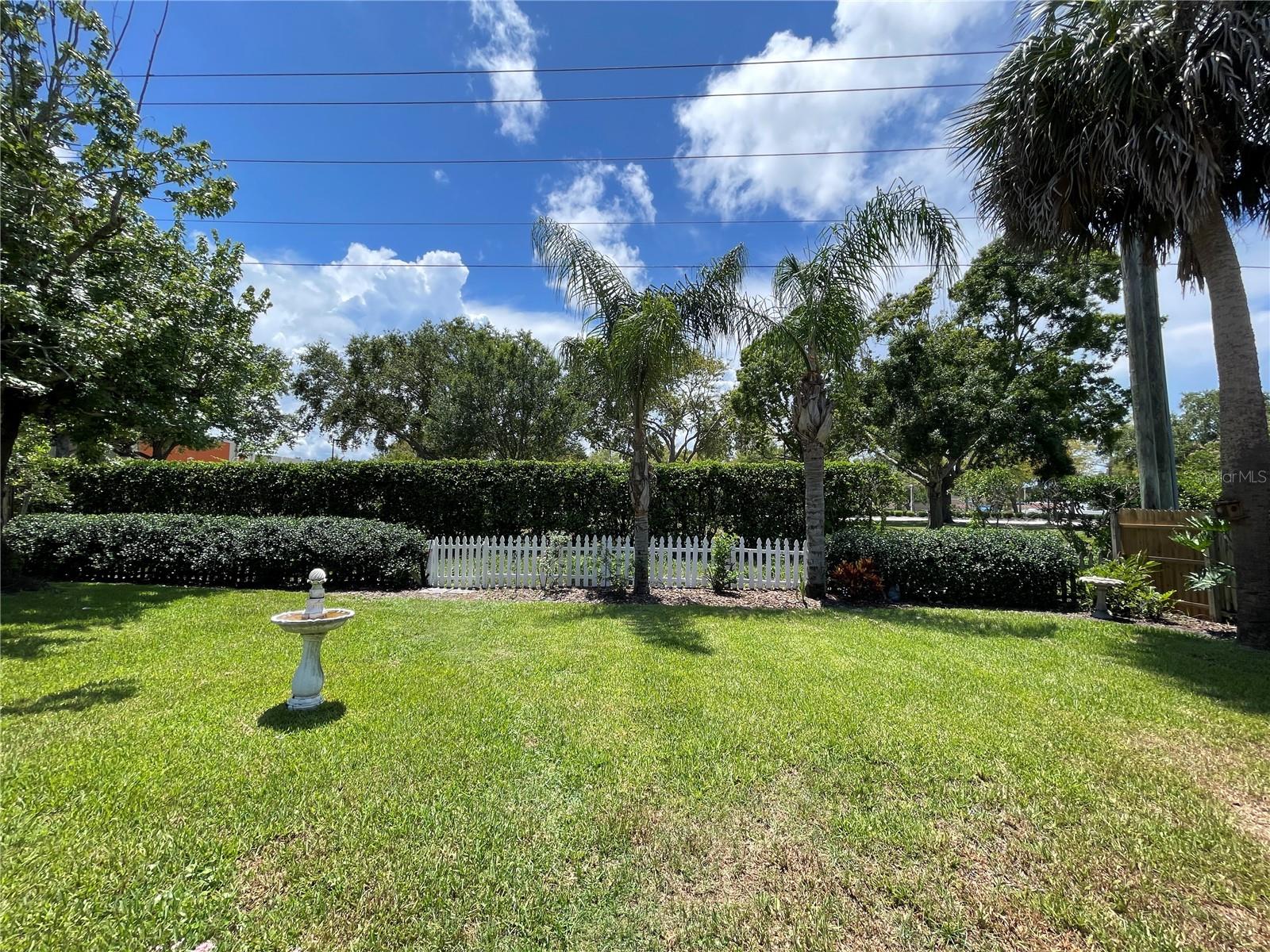 Image 22 of 26 For 4039 Waterbridge Circle