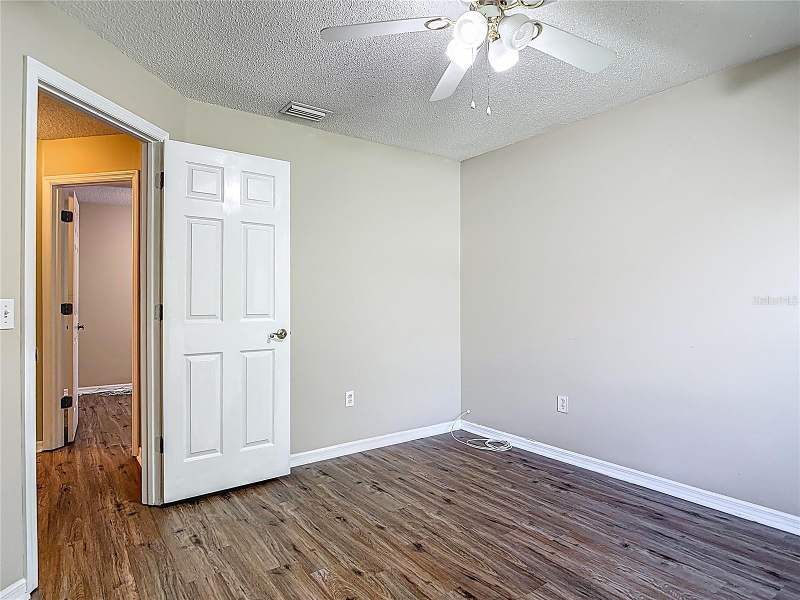 Image 38 of 66 For 4039 Waterbridge Circle