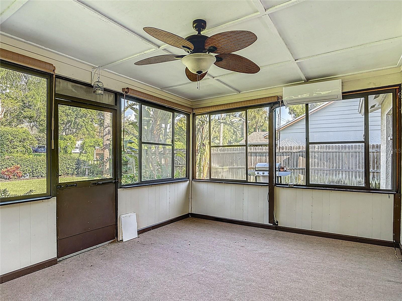 Image 42 of 66 For 4039 Waterbridge Circle