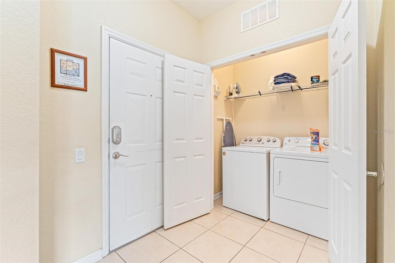 Image 16 of 37 For 4024 Breakview Drive 402