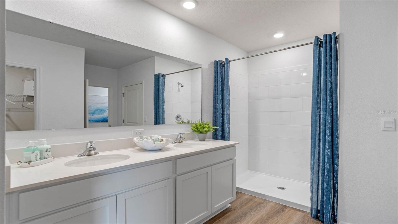 Image 23 of 24 For 1498 Northridge Drive
