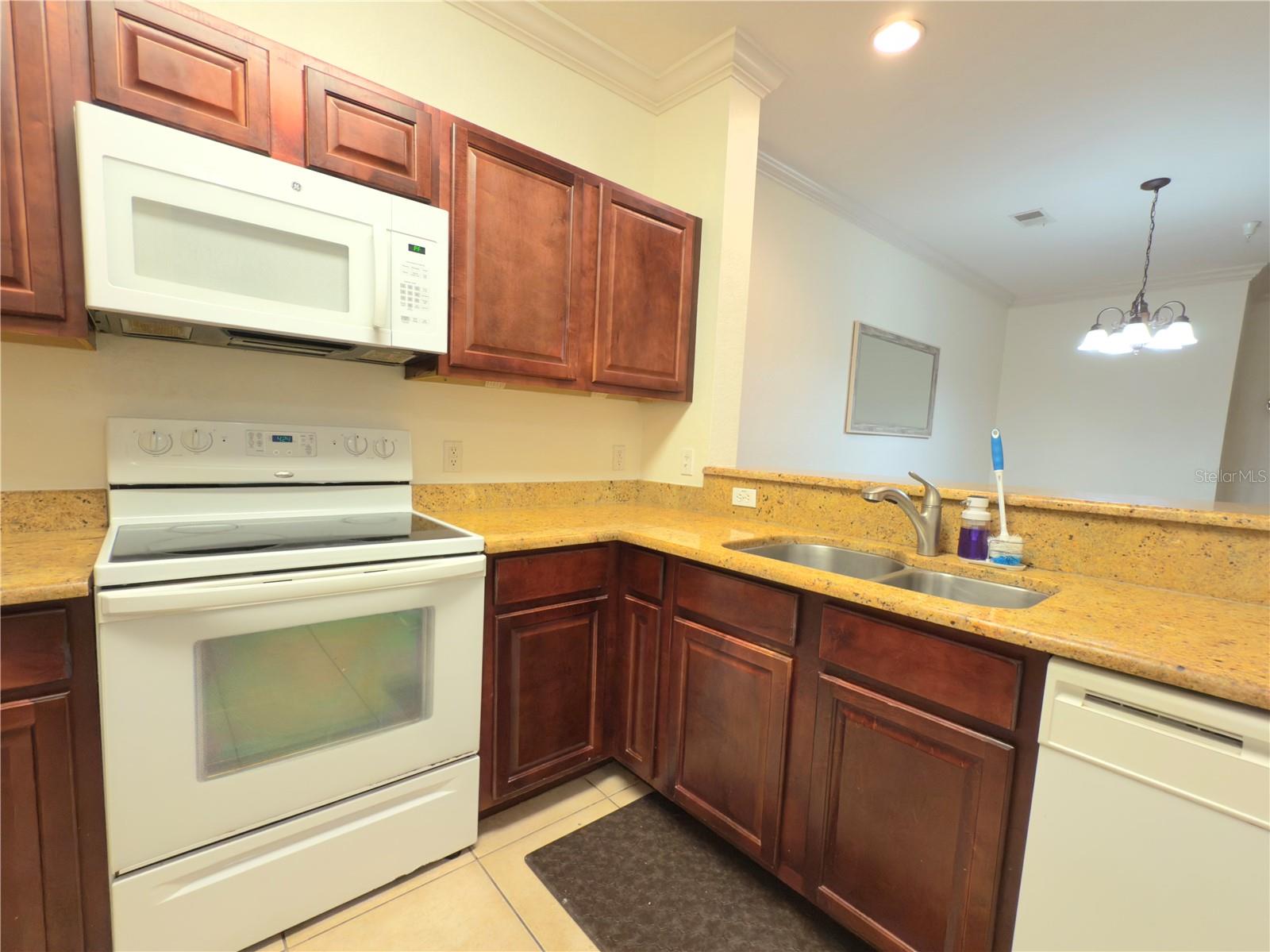 Image 6 of 23 For 1370 Tuscana Lane 5108