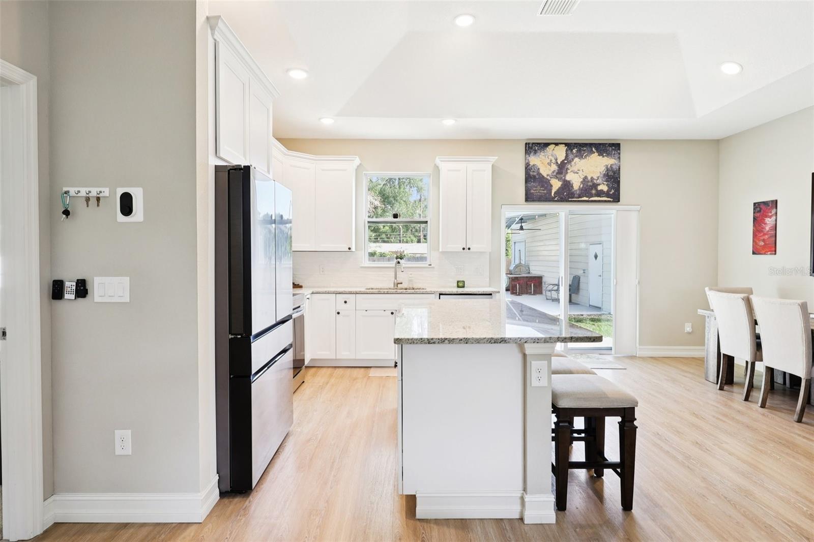 Image 12 of 47 For 430 Baker Avenue