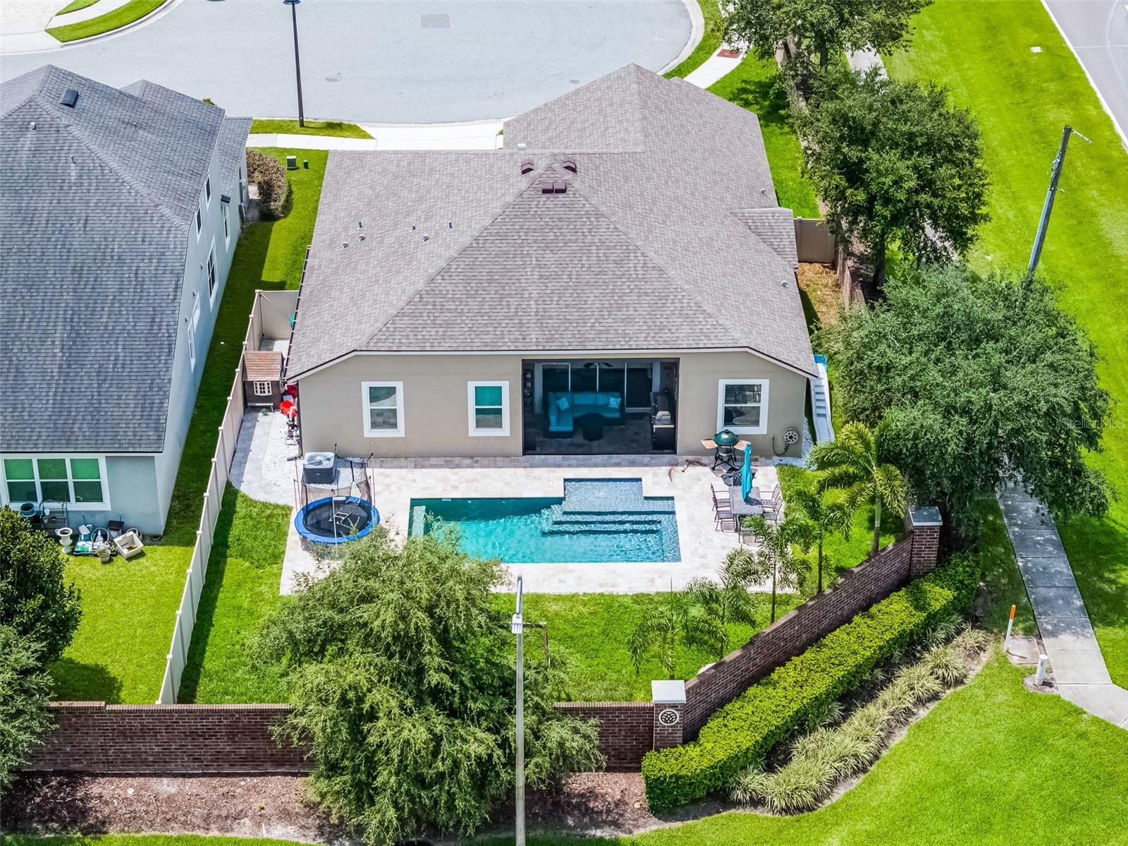 Image 9 of 47 For 14903 Ellingsworth Lane