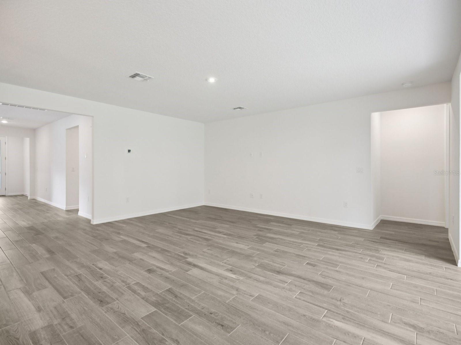 Image 10 of 47 For 13824 Richland Gulf Circle