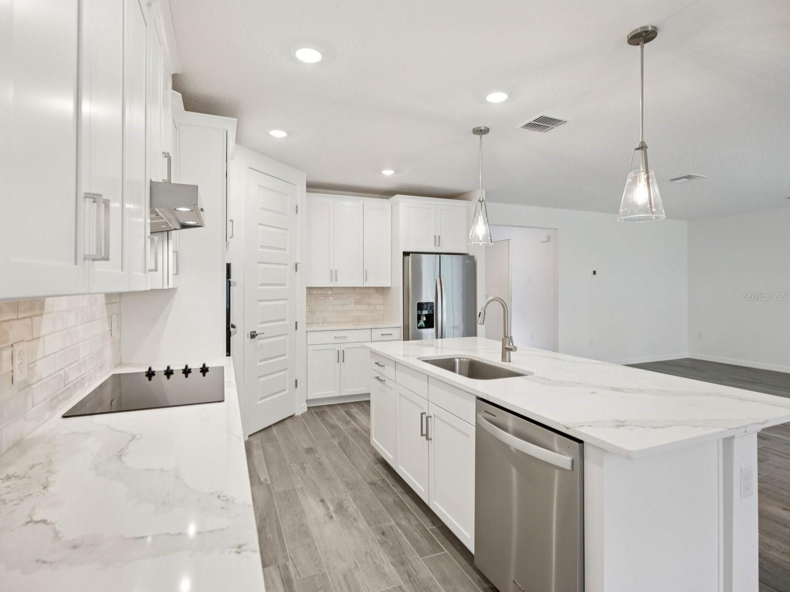 Image 13 of 47 For 13824 Richland Gulf Circle