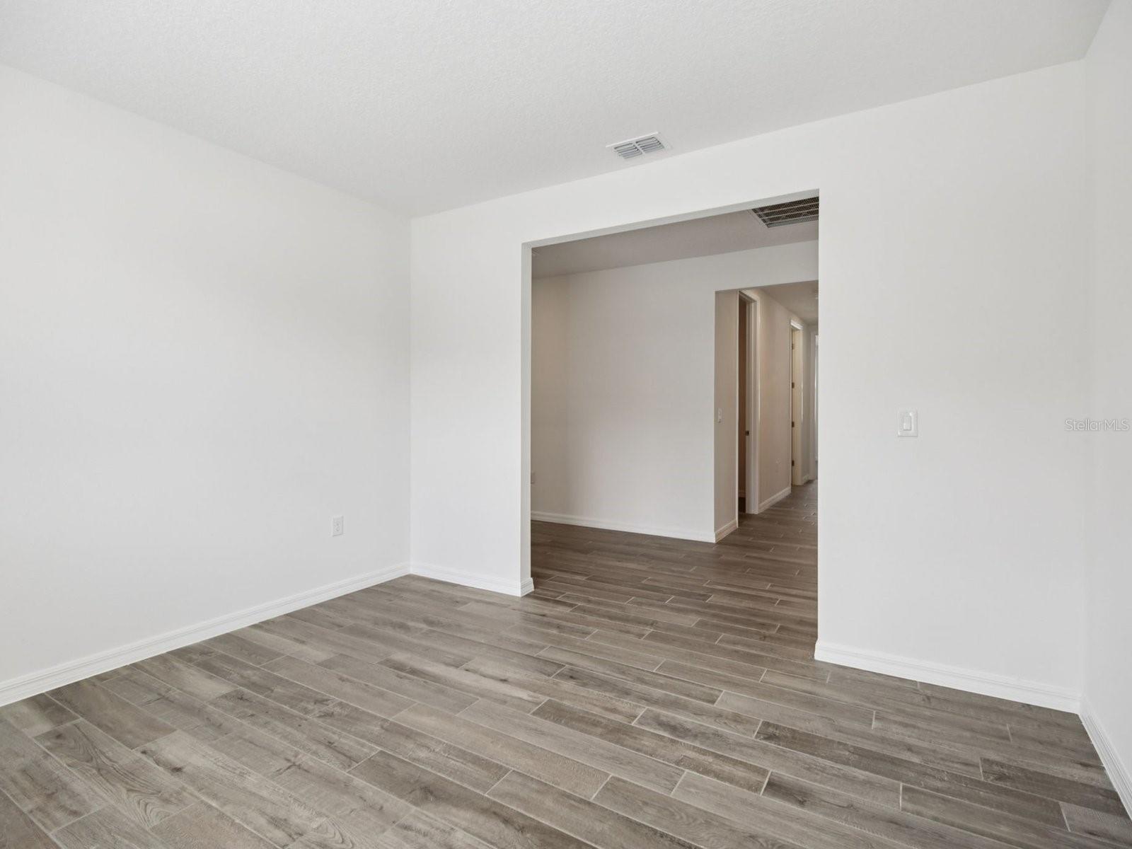 Image 24 of 47 For 13824 Richland Gulf Circle