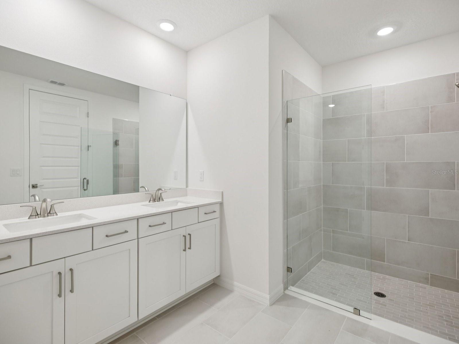 Image 39 of 47 For 13824 Richland Gulf Circle