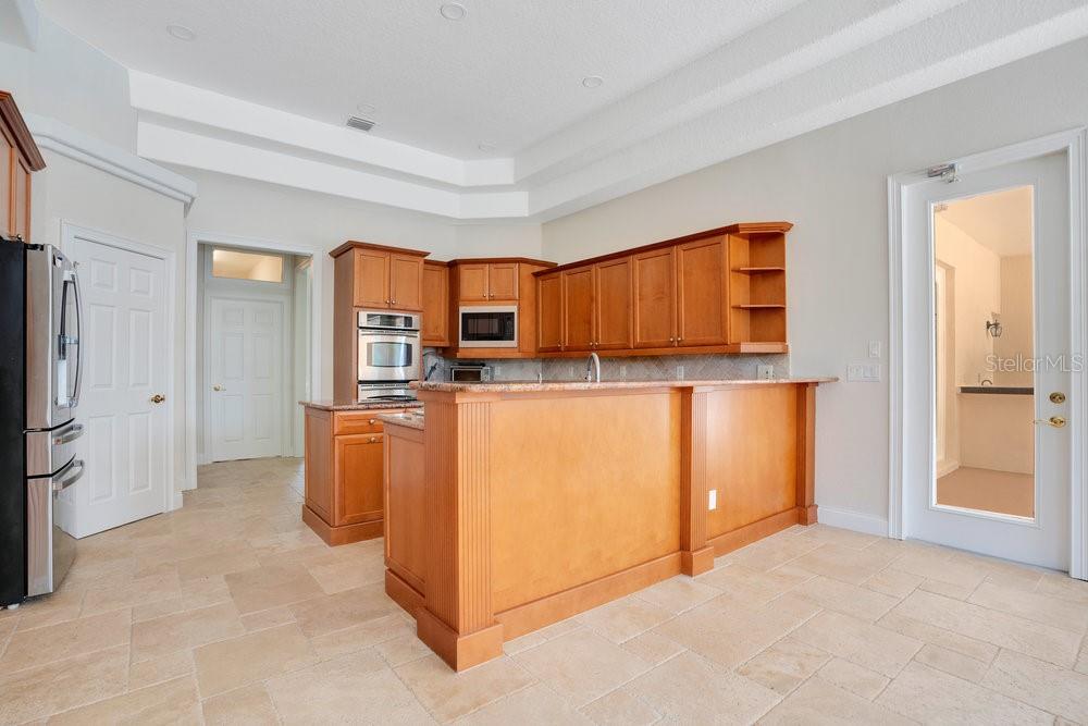 Image 15 of 80 For 8527 Summerville Place
