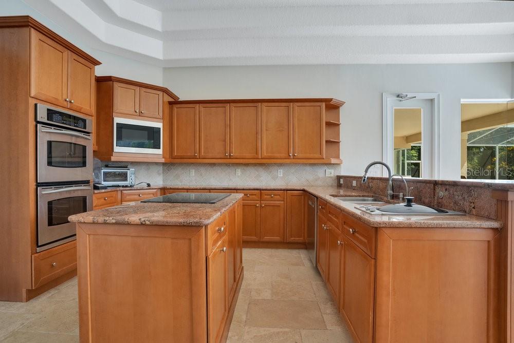 Image 17 of 80 For 8527 Summerville Place