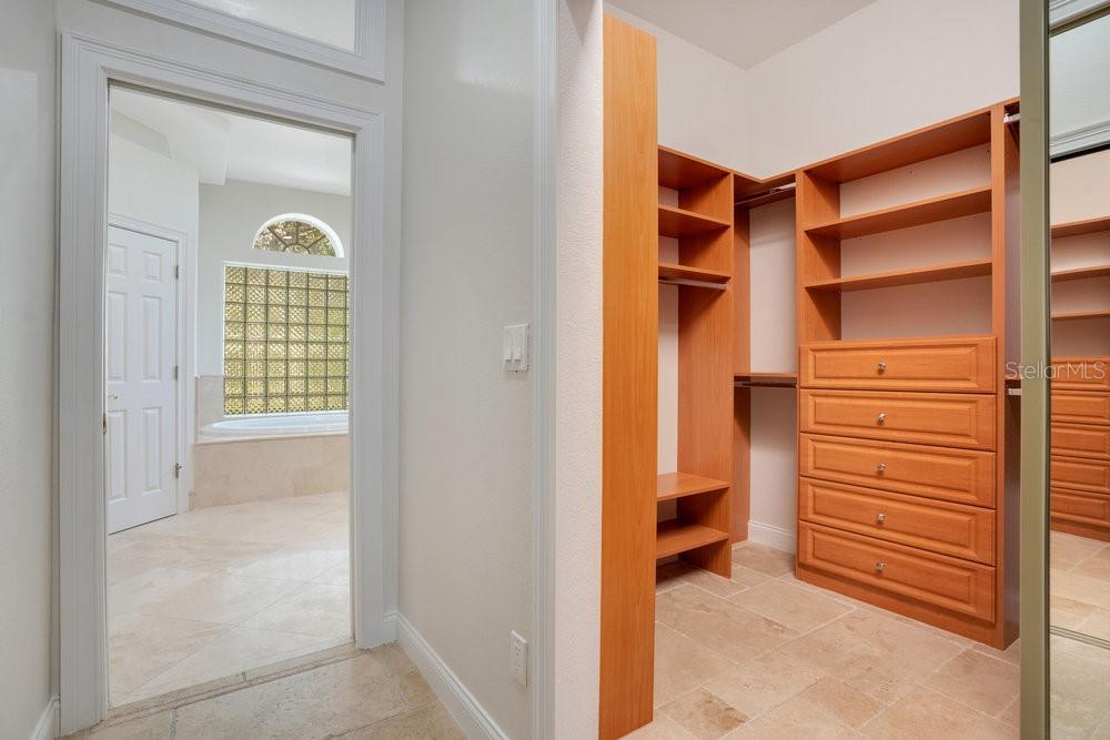 Image 21 of 80 For 8527 Summerville Place