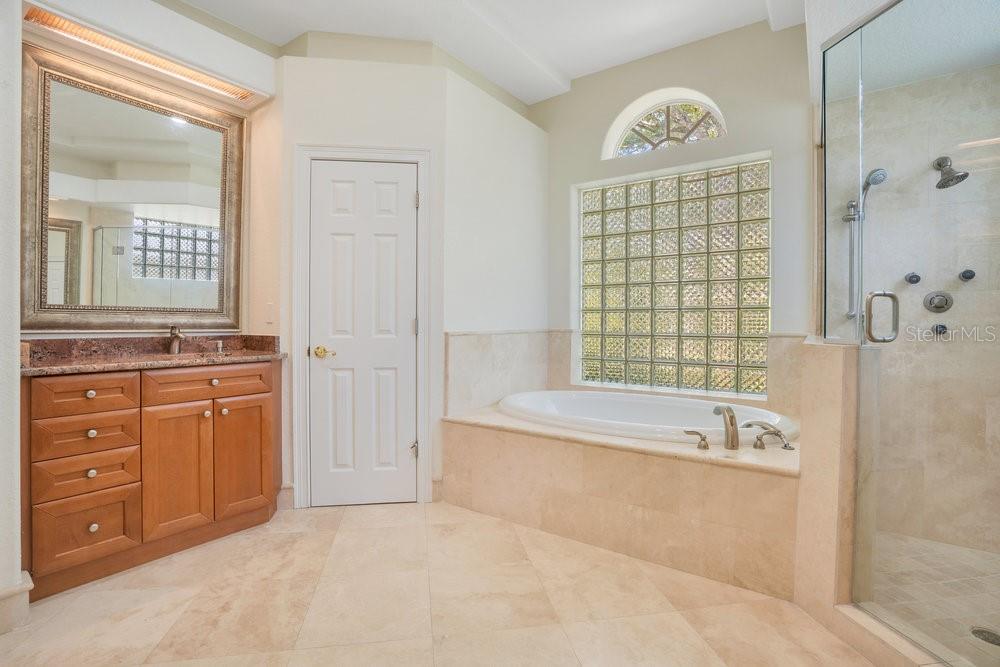 Image 24 of 80 For 8527 Summerville Place