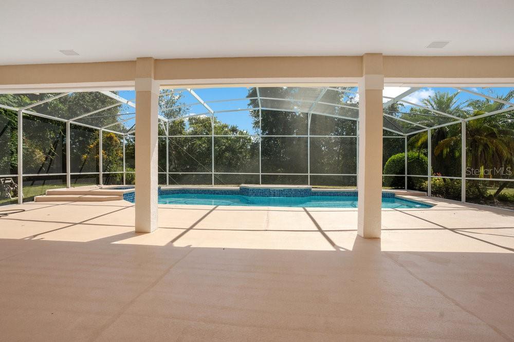 Image 32 of 80 For 8527 Summerville Place