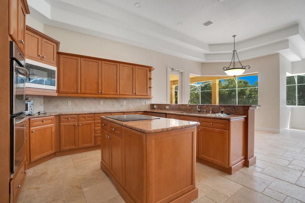 Image 64 of 80 For 8527 Summerville Place