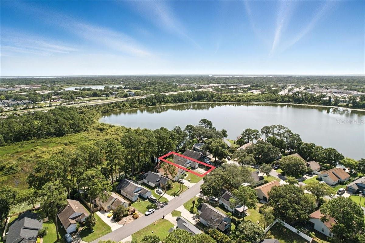 Image 4 of 34 For 174 Edgewater Circle