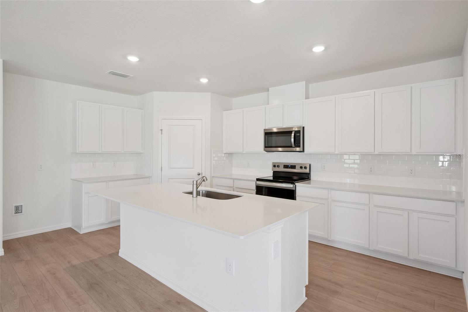 Image 3 of 12 For 1516 Northridge Drive