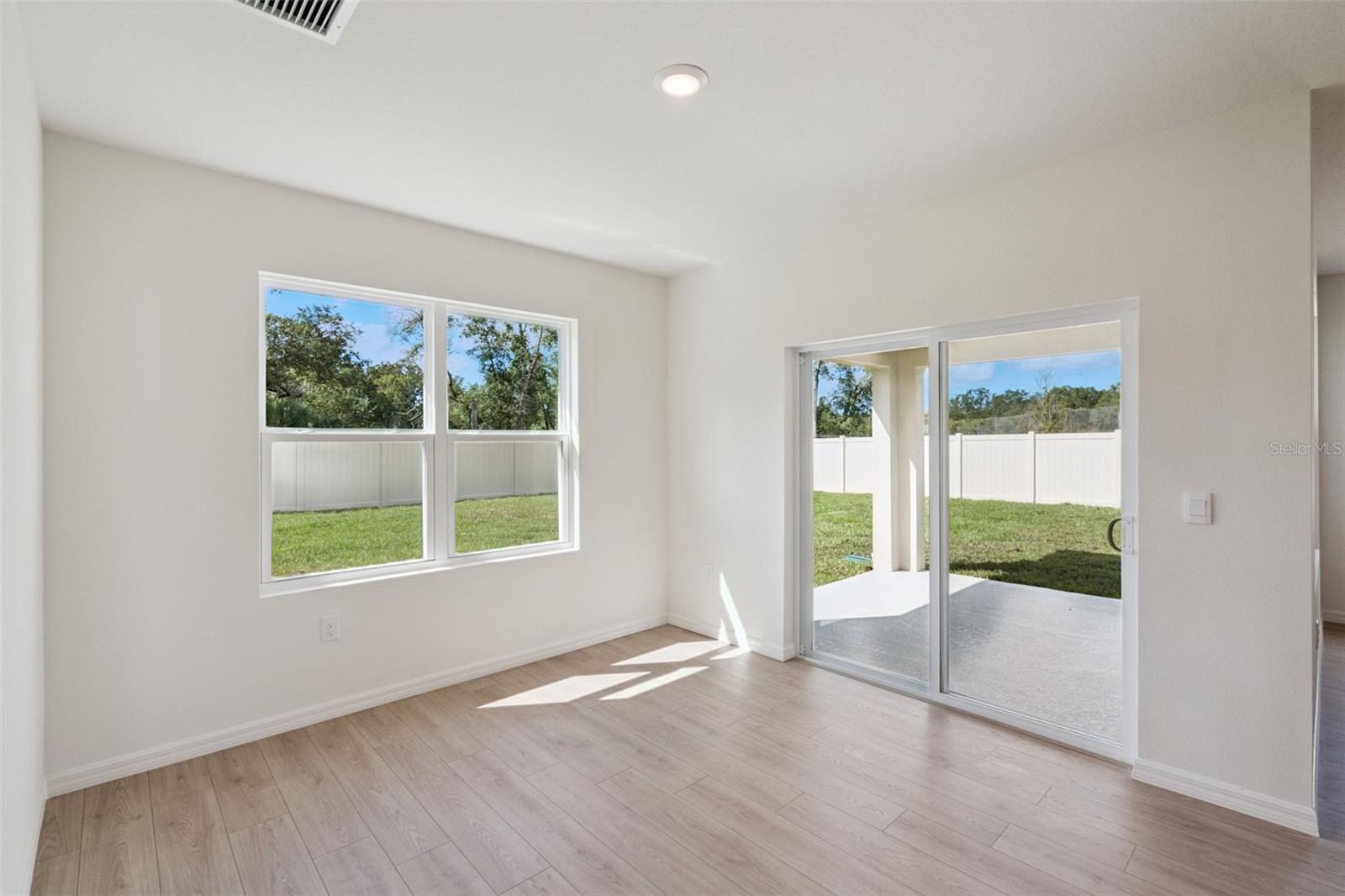 Image 5 of 12 For 1516 Northridge Drive
