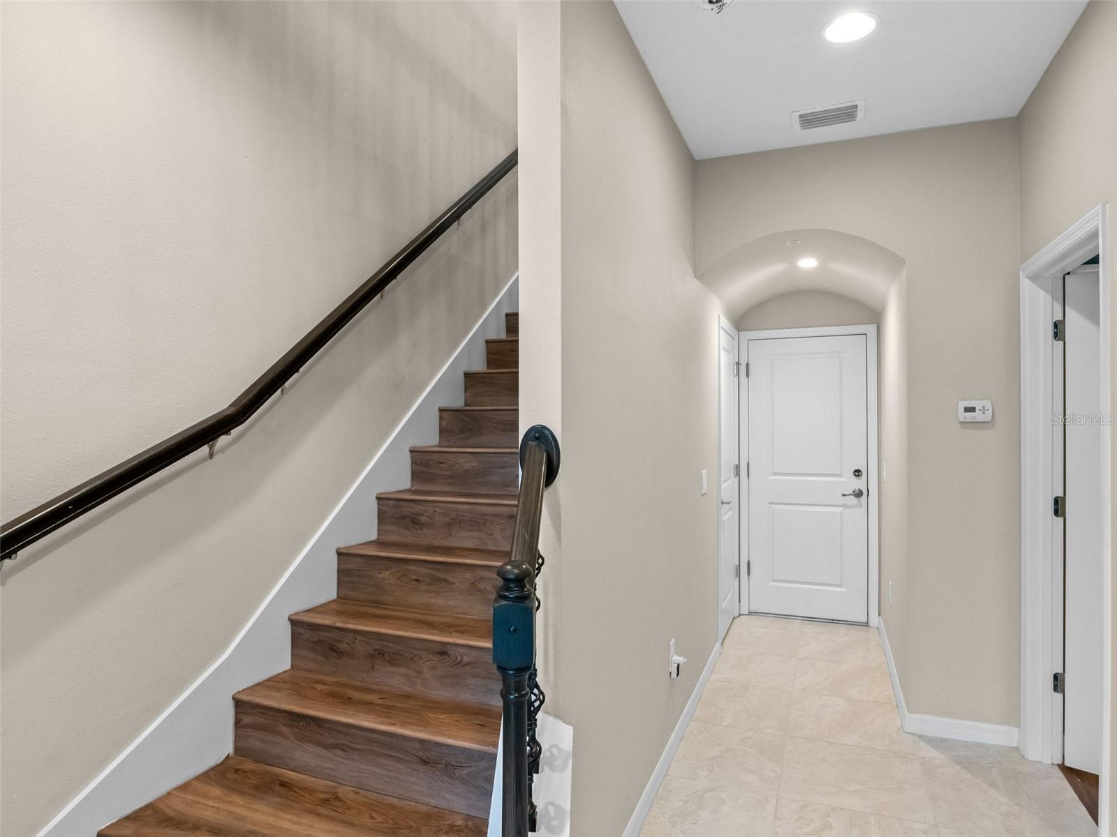 Image 9 of 60 For 465 Portico Court