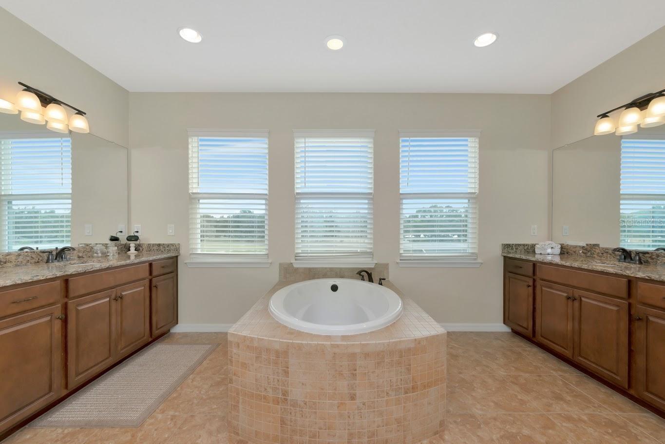 Image 31 of 50 For 7315 Bianco Duck Court